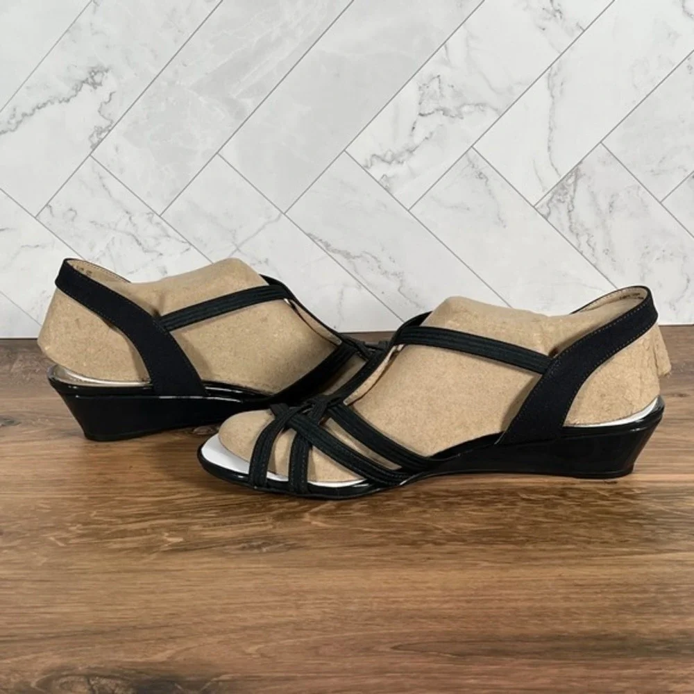 9W 9 WIDE WIDTH Lifestride Womens Yaya Dark Navy Blue‎ Low Wedges Sandals Shoes